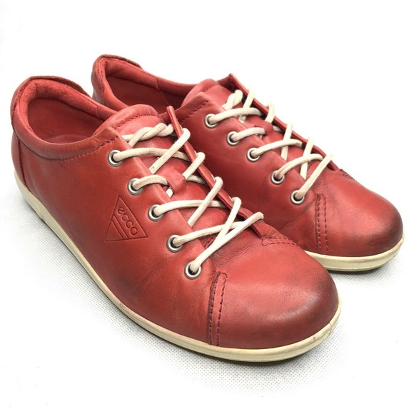 ecco red shoes